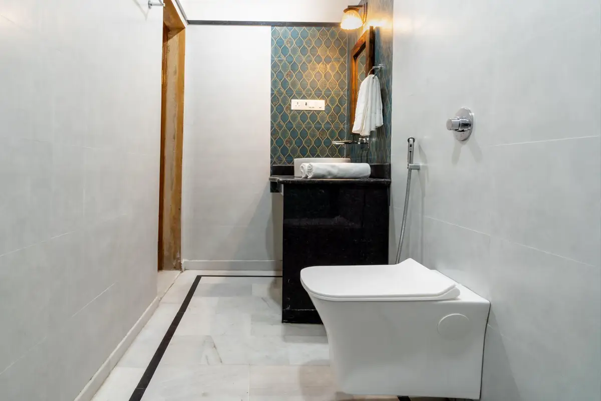 hotel-bathroom-jaisalmer